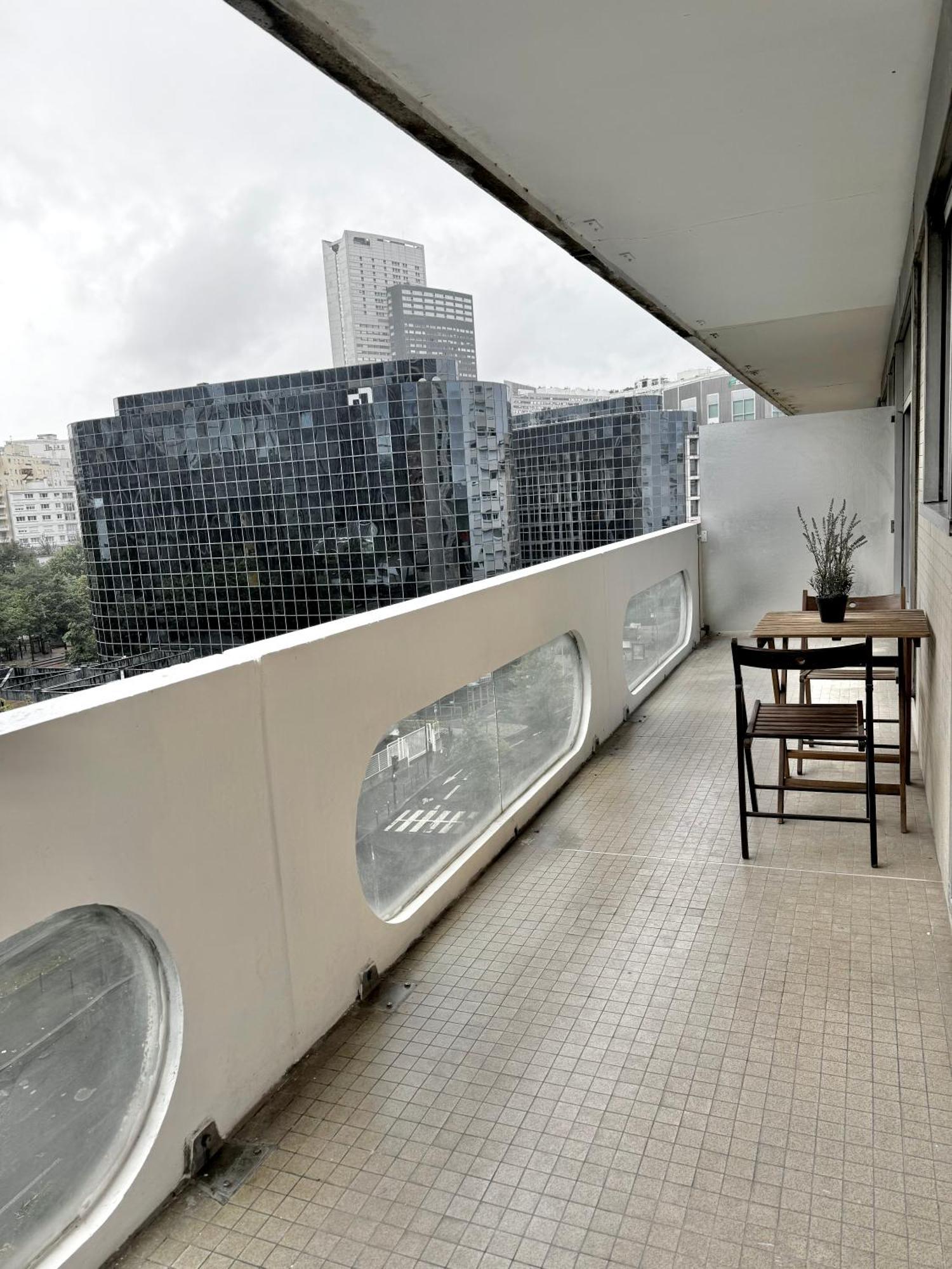 Avec Balcon Vue Sur La Defense *